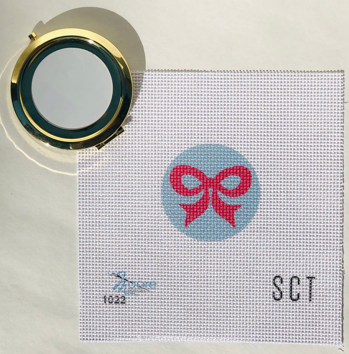 Compact Kit - Red Bow